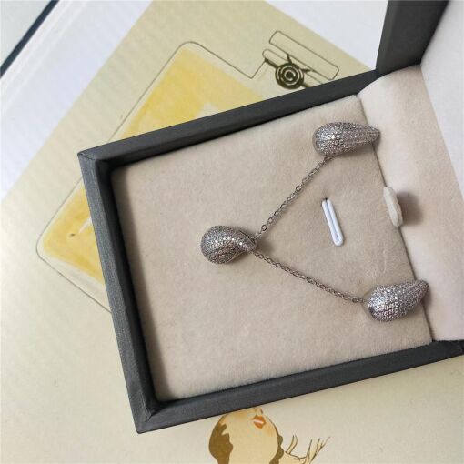CONJUNTO GOTA CRAVEJADO TRIP