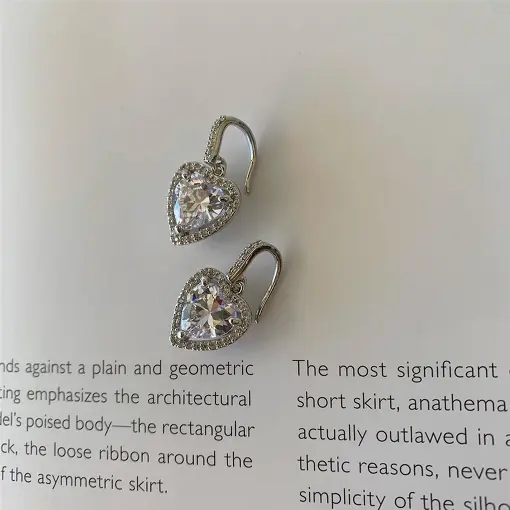 BRINCO CORAÇÃO CRAVEJADO DE ENCAIXE BN SENSE OF SPRING