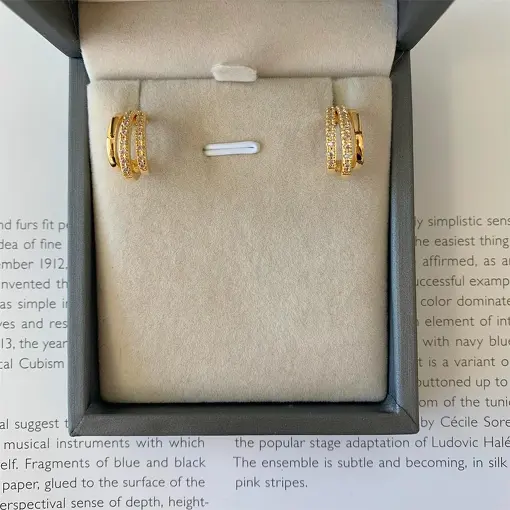 BRINCO 3 FILEIRAS BN SOL DE VERANO