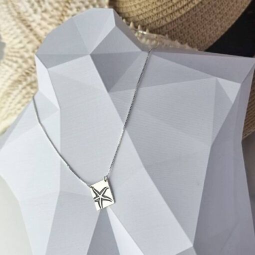 Colar Retangular Estrela do Mar com Rebaixo Prata 925