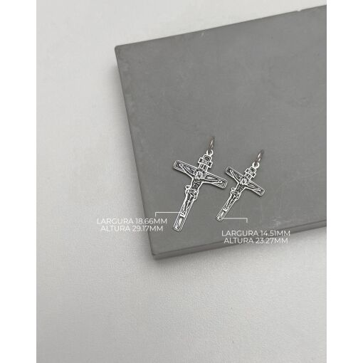 Pingente de Prata Crucifixo com Cristo Envelhecido
