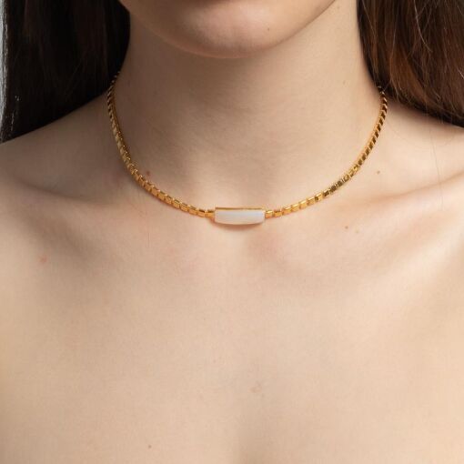 COLAR CHOKER ELOS QUADRADOS COM BARRINHA MADREPÉROLA
