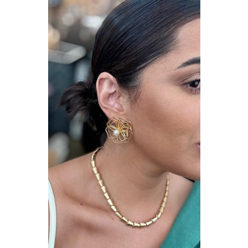 COLAR GARGANTILHA CONES POLIDOS DOURADO