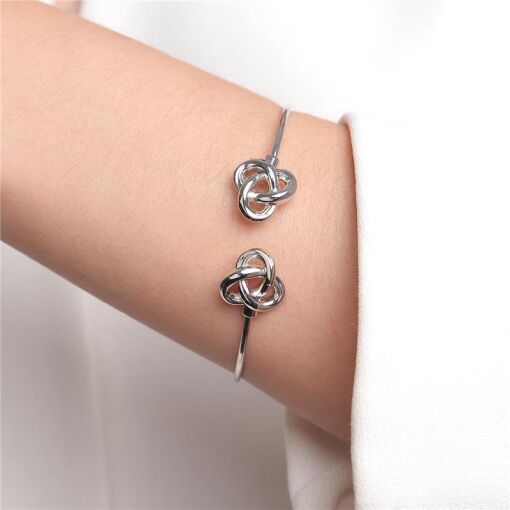 BRACELETE ABERTO 3 ALIANÇAS ORGÂNICAS NAS PONTAS RÓDIO BRANCO
