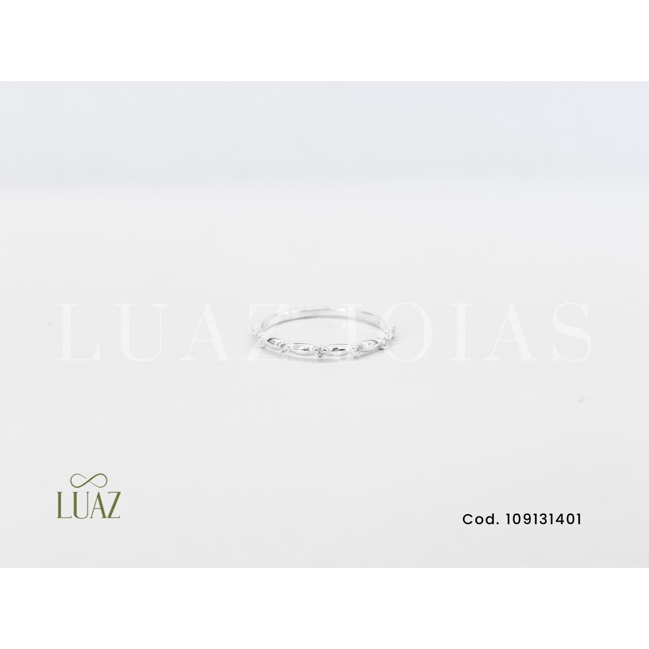 Anel Pontinhos Zirconia Branca