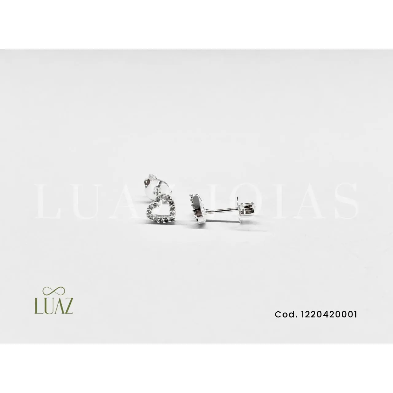 Brinco Coração Vazado C/ Zircônia