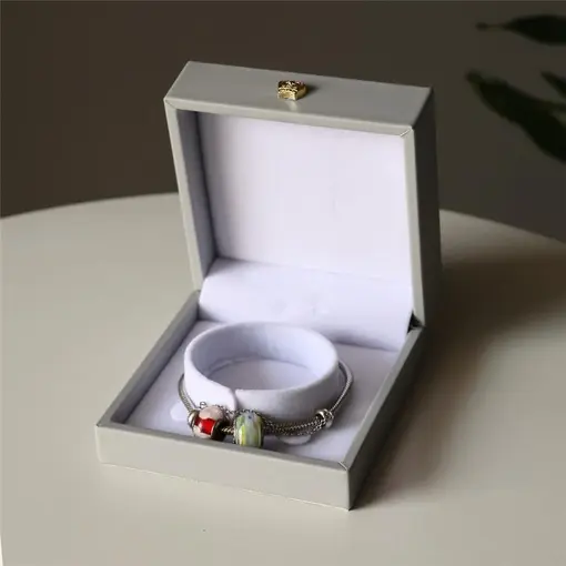 EST COURINO LUXO BRACELETE 9X9X4 EC03