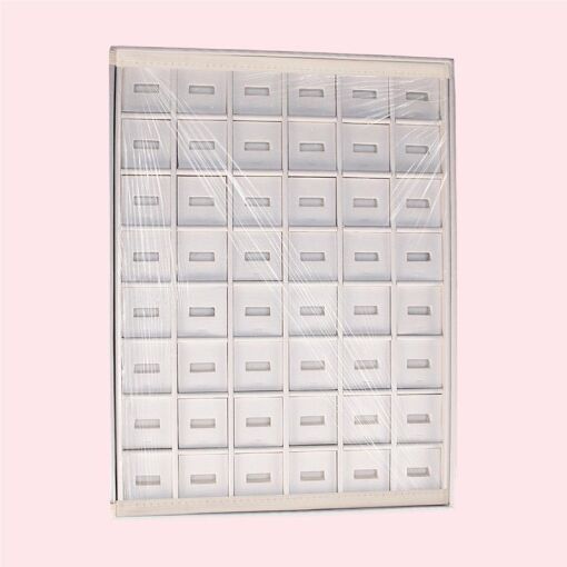 BANDEJA COM 48 TAGS LARGA C/ TAMPA PARA ANEIS