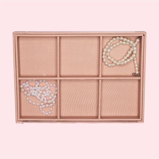 BANDEJA PEQUENA S/ TAMPA COM 06 DIVISÓRIAS LIVRES S/ TAMPA