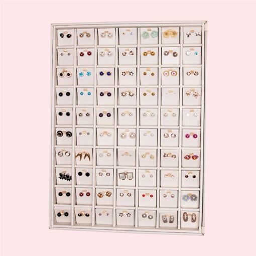 BANDEJA COM 70 TAGS S/ TAMPA PARA BRINCOS E  BERLOQUES