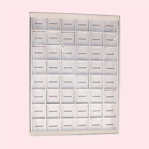 BANDEJA COM 48 TAGS FINA C/ TAMPA PARA ANEIS