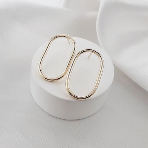 BRINCO LISO DOURADO
