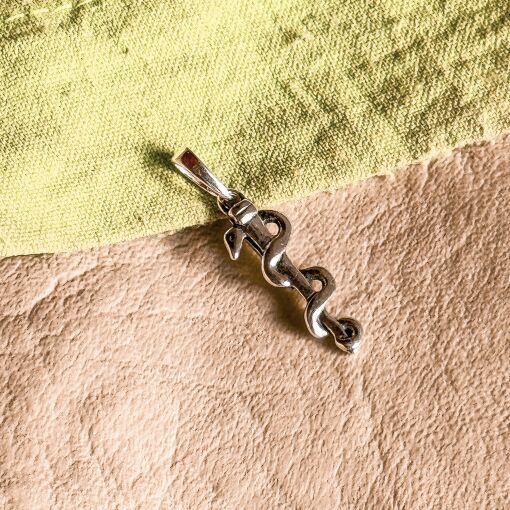 Pingente Odontologia de Prata Envelhecida