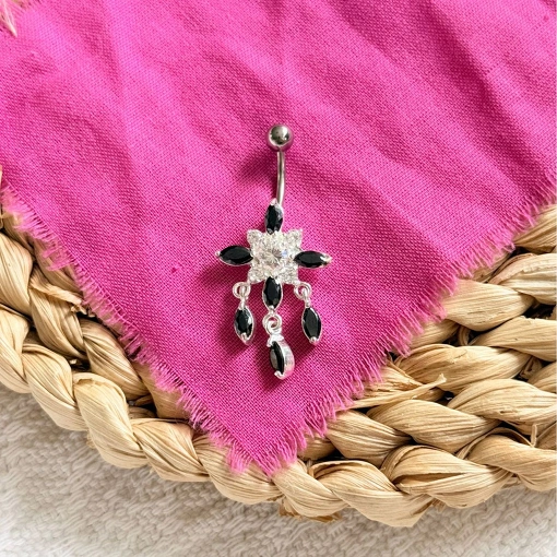 Piercing de Umbigo Flor com Zirconias de Prata