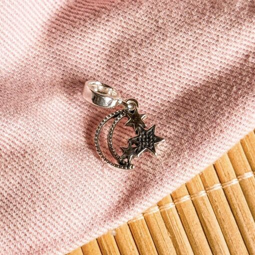 Berloque Lua e Estrelas de Prata Envelhecida