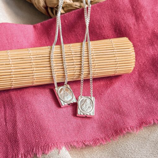 Escapulario N. S. Carmo e N. S.  Aparecida de Prata 1mm 65cm