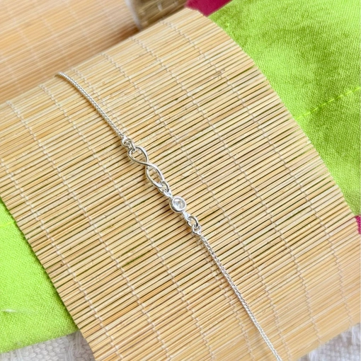 Pulseira Infinito e Zirconia de Prata