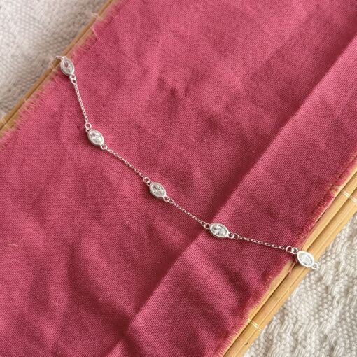 Tornozeleira de Prata com Zirconia Oval
