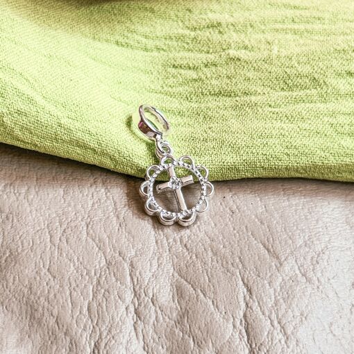 Berloque Cruz de Prata M1