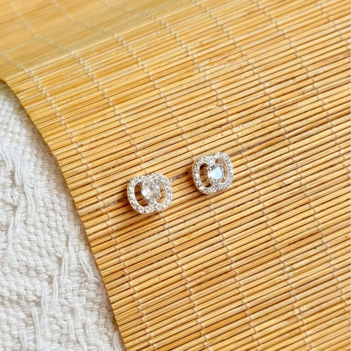 Brinco Oval Duplo com Zirconias de Prata