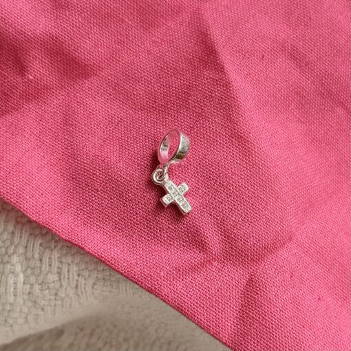 Berloque Cruz com Zirconias de Prata