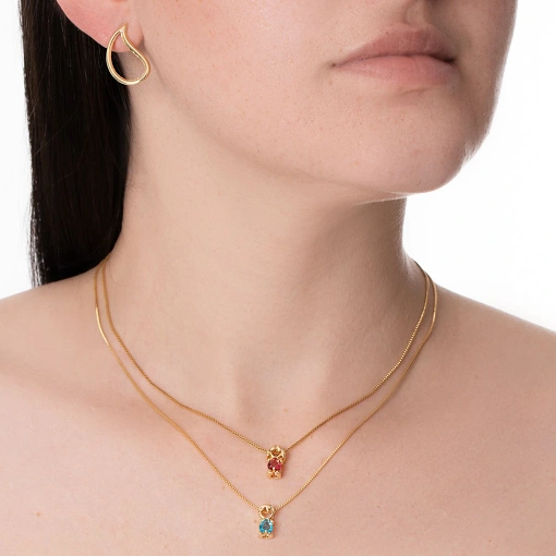 Brinco folheado liso com formato de uma gota