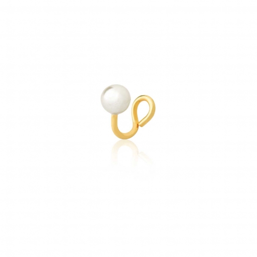 Piercing fake com uma pérola