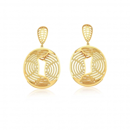 Brinco base vazada com duas partes formando um círculo vazado