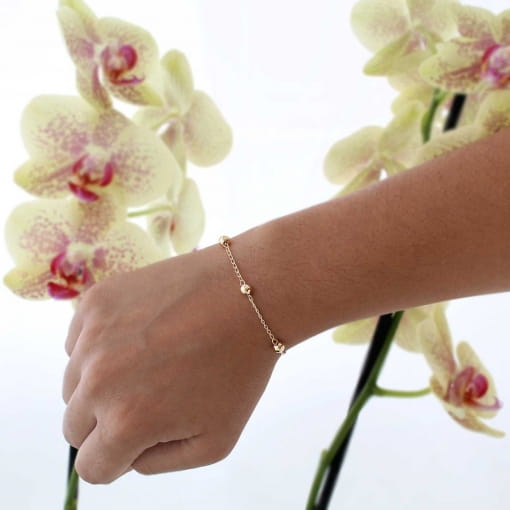 Pulseira de bolas lisas na corrente tradicional