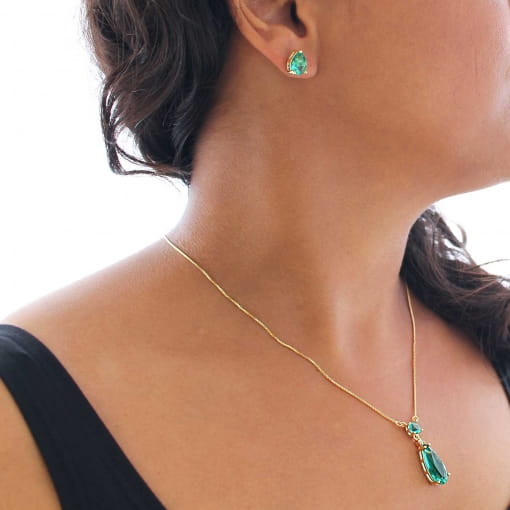 Conjunto brinco pequeno gota e pingente gota menor