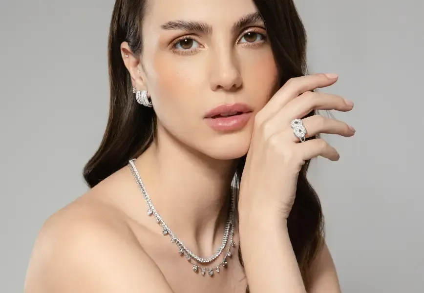 Como Criar uma Marca de Semijoias do Zero: Aprenda em 9 Passos