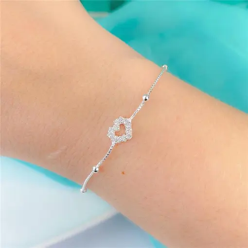 PULSEIRA INFANTIL CORAÇÃO COM BOLINHAS