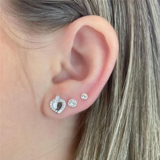 BRINCO CORACAO LISO E ZIRCONIA RODINADO
