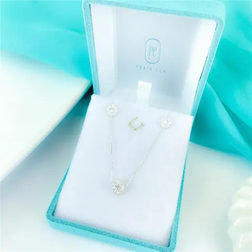 CONJUNTO CHUVEIRINHO + CAIXA DE VELUDO