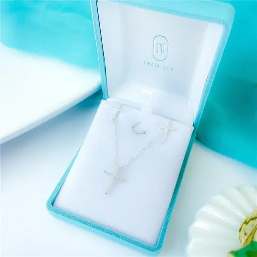 CONJUNTO CRUZ COM CAIXA DE VELUDO