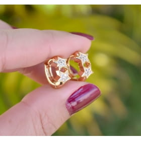 ARGOLA INFANTIL COM ESTRELAS CRAVEJADA DE ZIRCONIAS