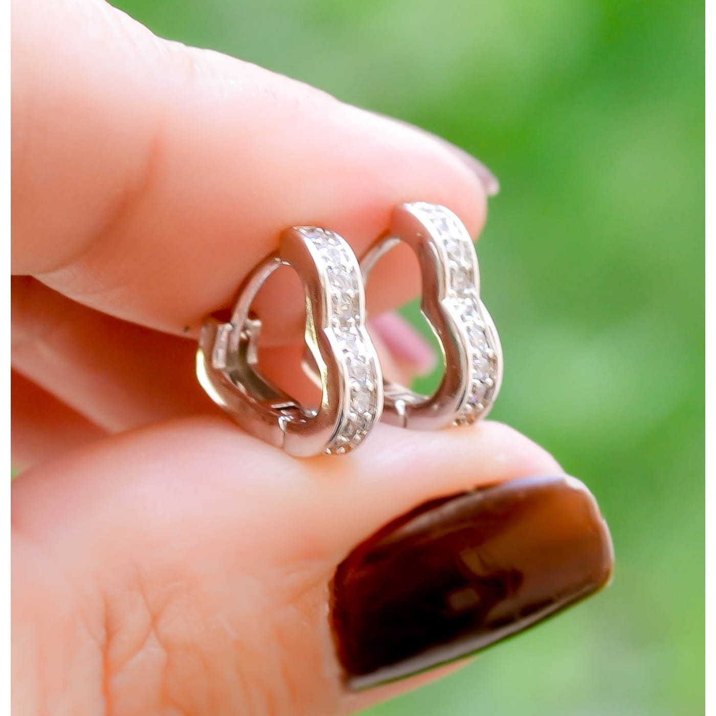 ARGOLA CORAÇÃO CRAVEJADA COM ZIRCÔNIAS P