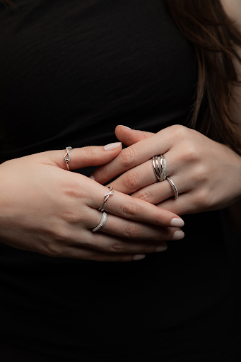 Por que a Provin é a melhor opção para revenda de semijoias?