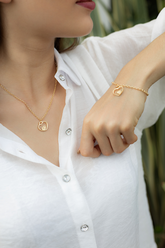 Looks de inverno: como as semijoias podem complementá-los!