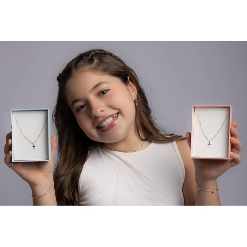 GARGANTILHA COM CRUZ