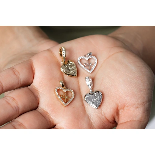 PINGENTE CORAÇÃO COM FÉ