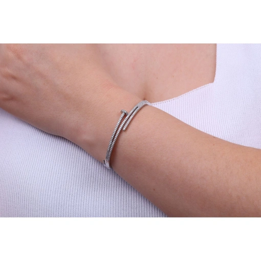 BRACELETE PREGO CRAVEJADO