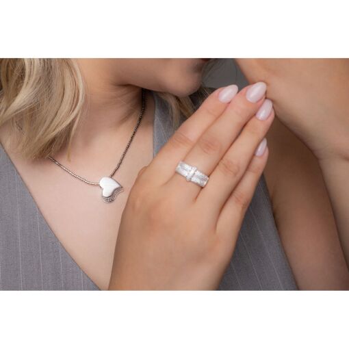 CHOKER COM CORAÇÃO COM ZIRCÔNIAS