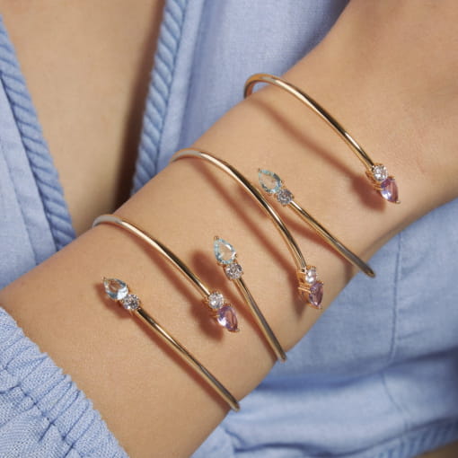 BRACELETE DUAS VOLTAS COM CRISTAIS COLORIDOS BANHADO A OURO