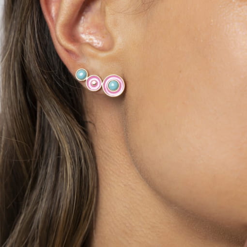 BRINCO EAR CUFF REDONDO ESMALTADO ROSA BANHADO A OURO