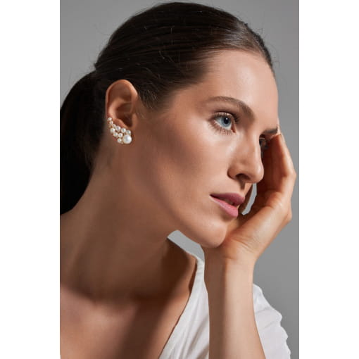 BRINCO EAR CUFF COM PÉROLAS DE ÁGUA DOCE BANHADO A OURO