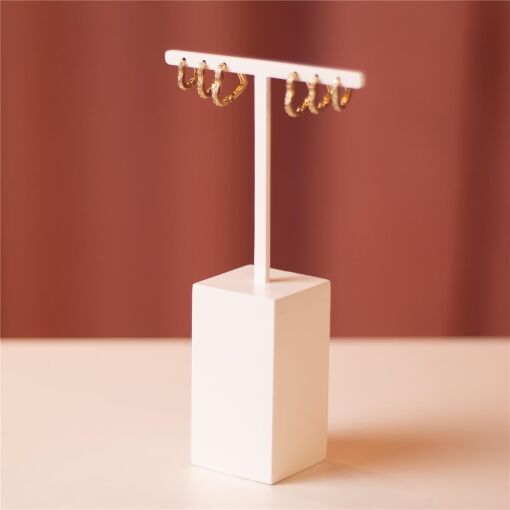 EXPOSITOR LAQUEADO BRINCO PÉROLA T 3 FUROS