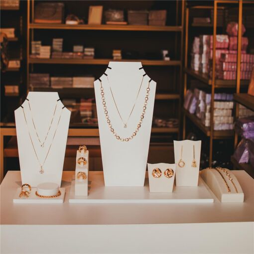 KIT EXPOSITOR LAQUEADO + FACTO OFF 8 PEÇAS