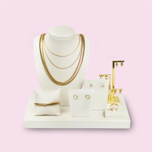 KIT OFF-WHITE COM BRINCO TREND TRIPLO