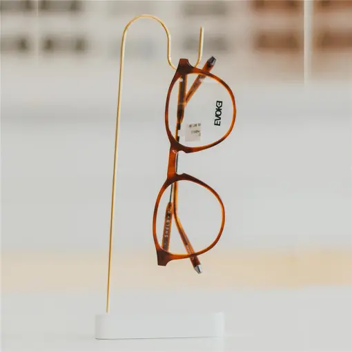 EXPOSITOR TREND PARA ÓCULOS E CORRENTES